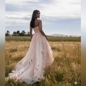 NWT Size 14 Madi Lane Turner Wedding Gown In Blush & Mocha